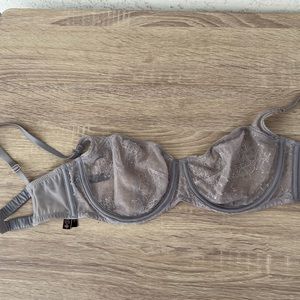 Victoria’s Secret Dream Angels Unlined Balconette Bra 32DDD